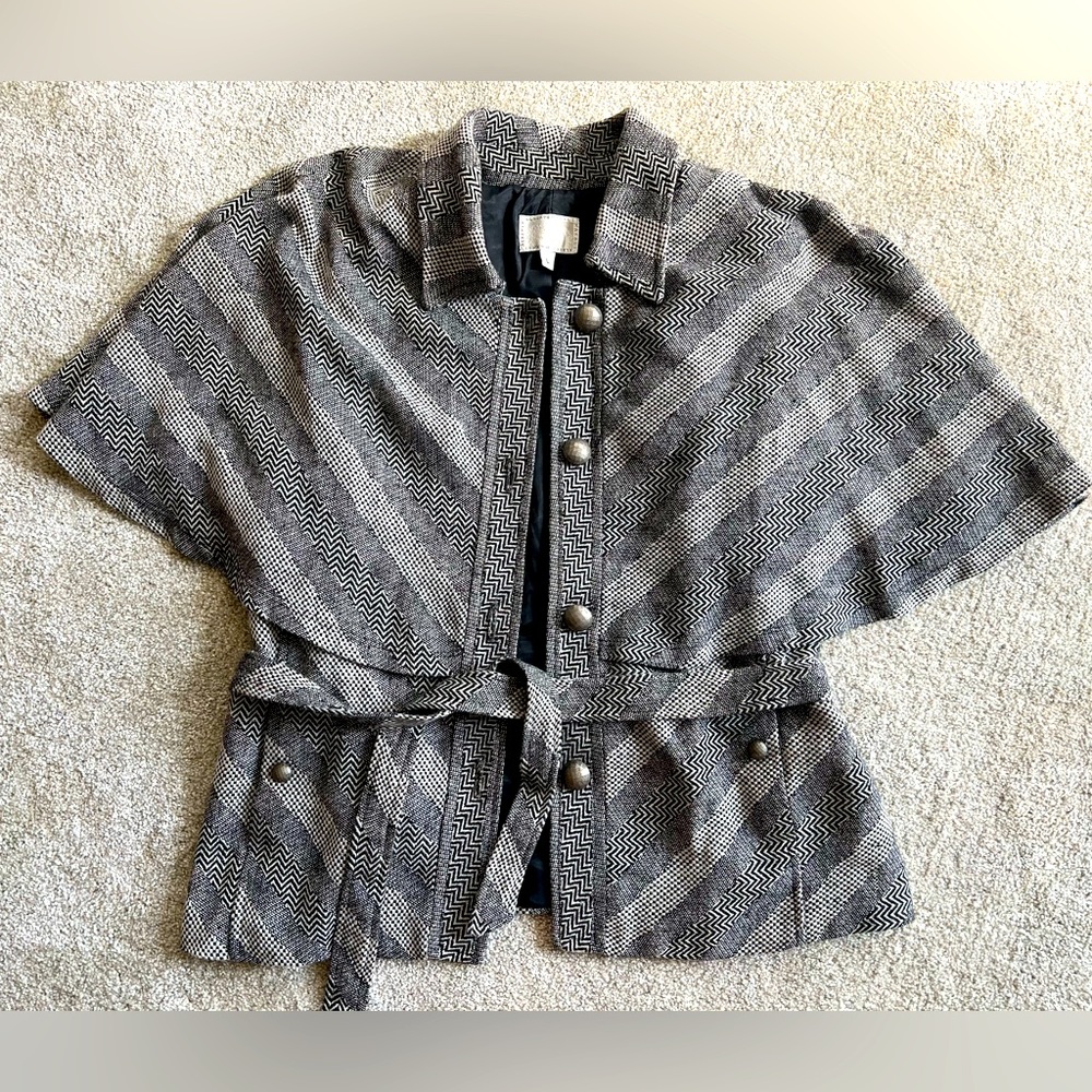 Alberto Makali Tweed cape capelet jacket